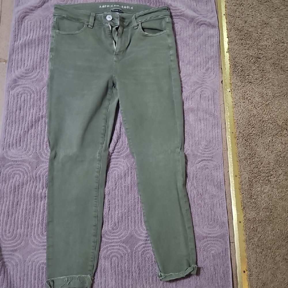 American Eagle Outfitters Olive Hi-Rise Jeggings